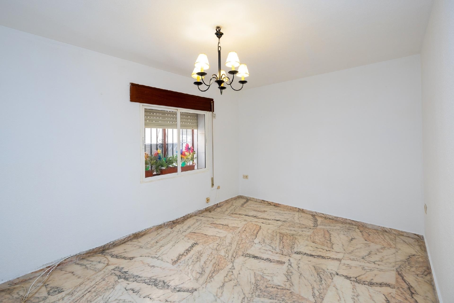 till salu bottenvåning Barrio De Granada Alacantí 2