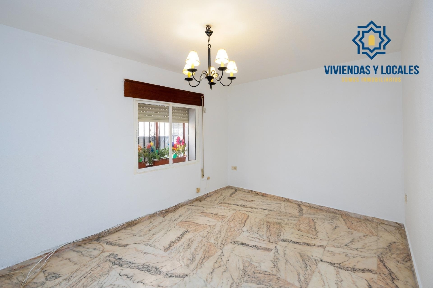 till salu bottenvåning Barrio De Granada Alacantí 2