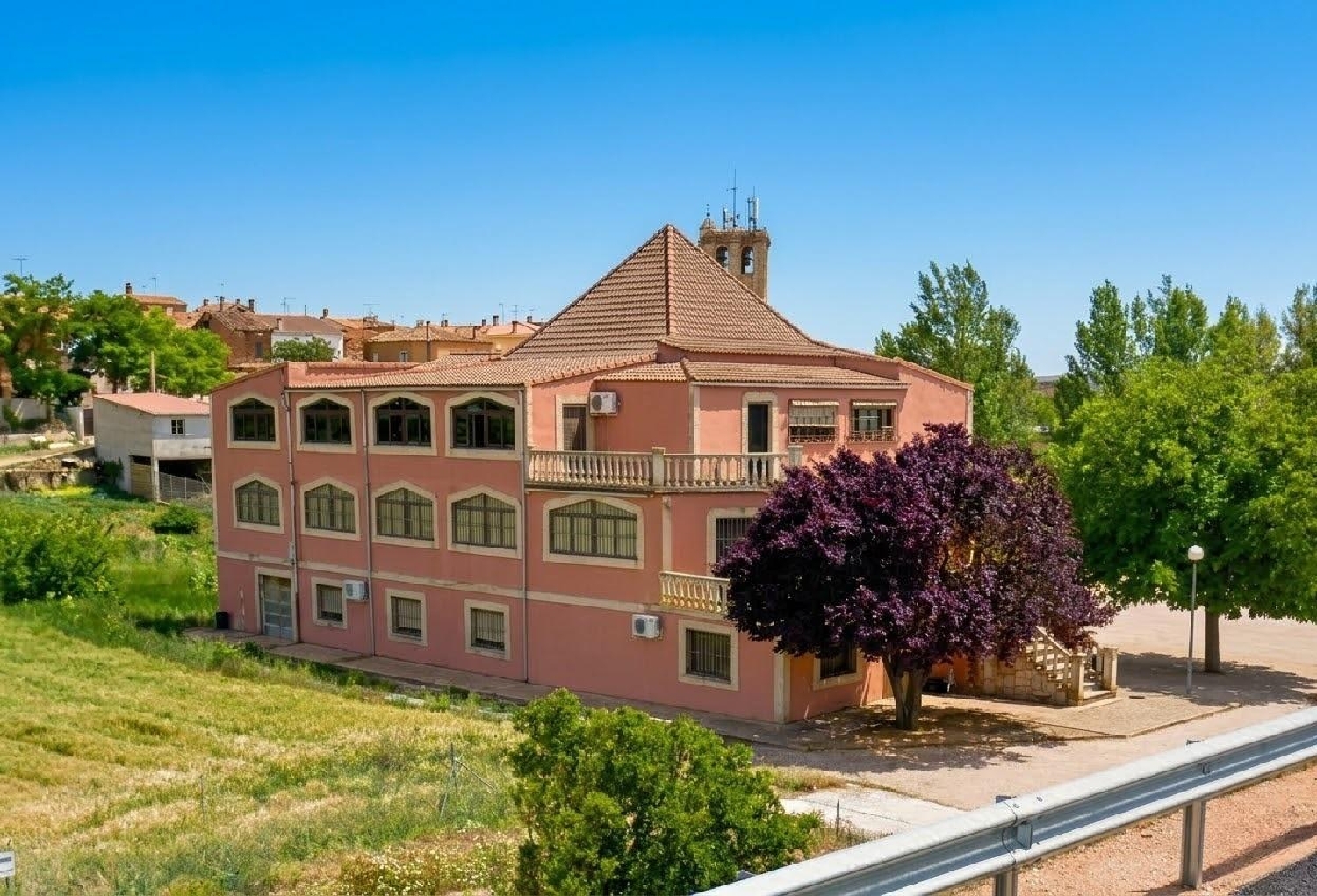  till salu hotell Villalmanzo Arlanza 2