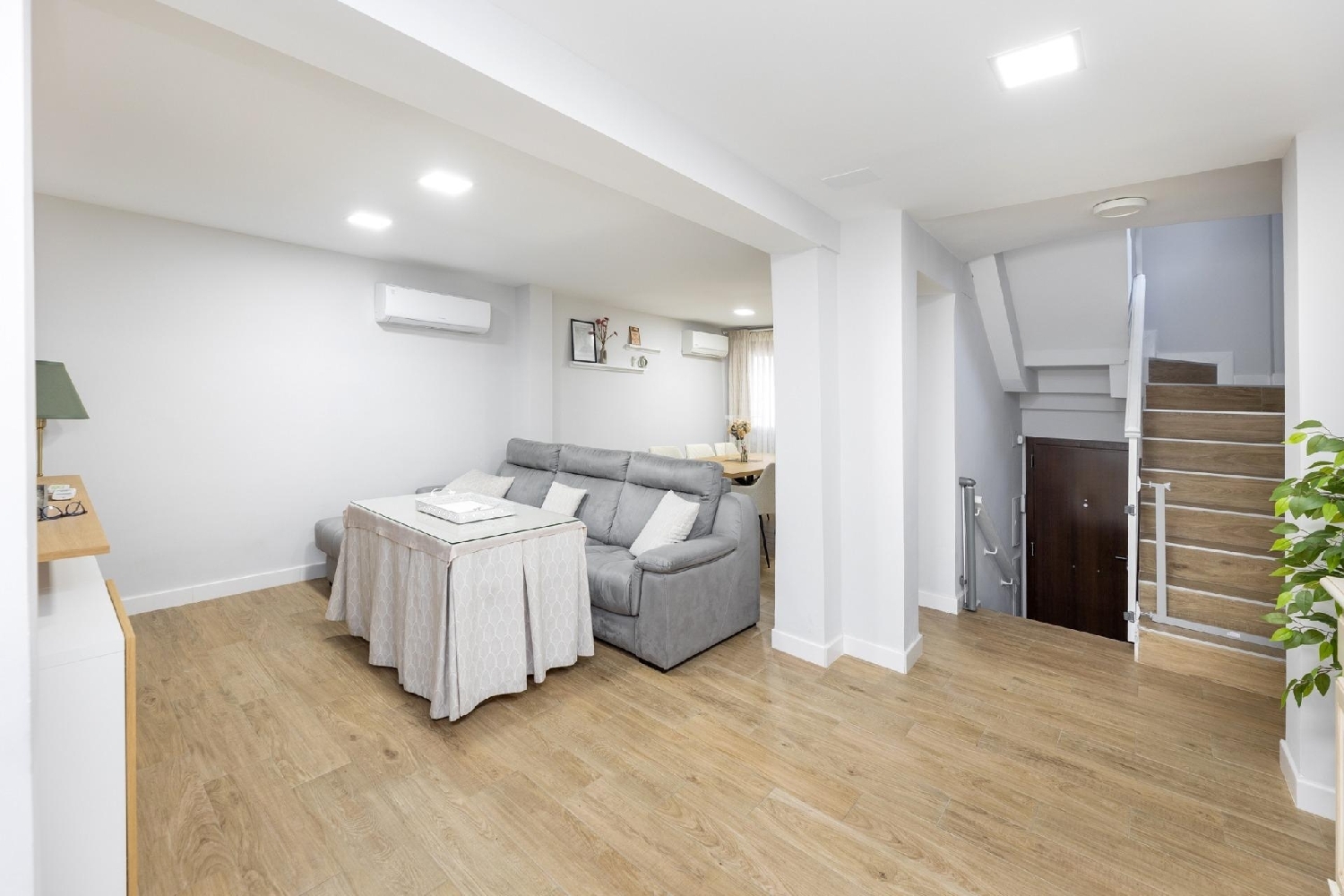  till salu hus Barrio De Granada Alacantí 8