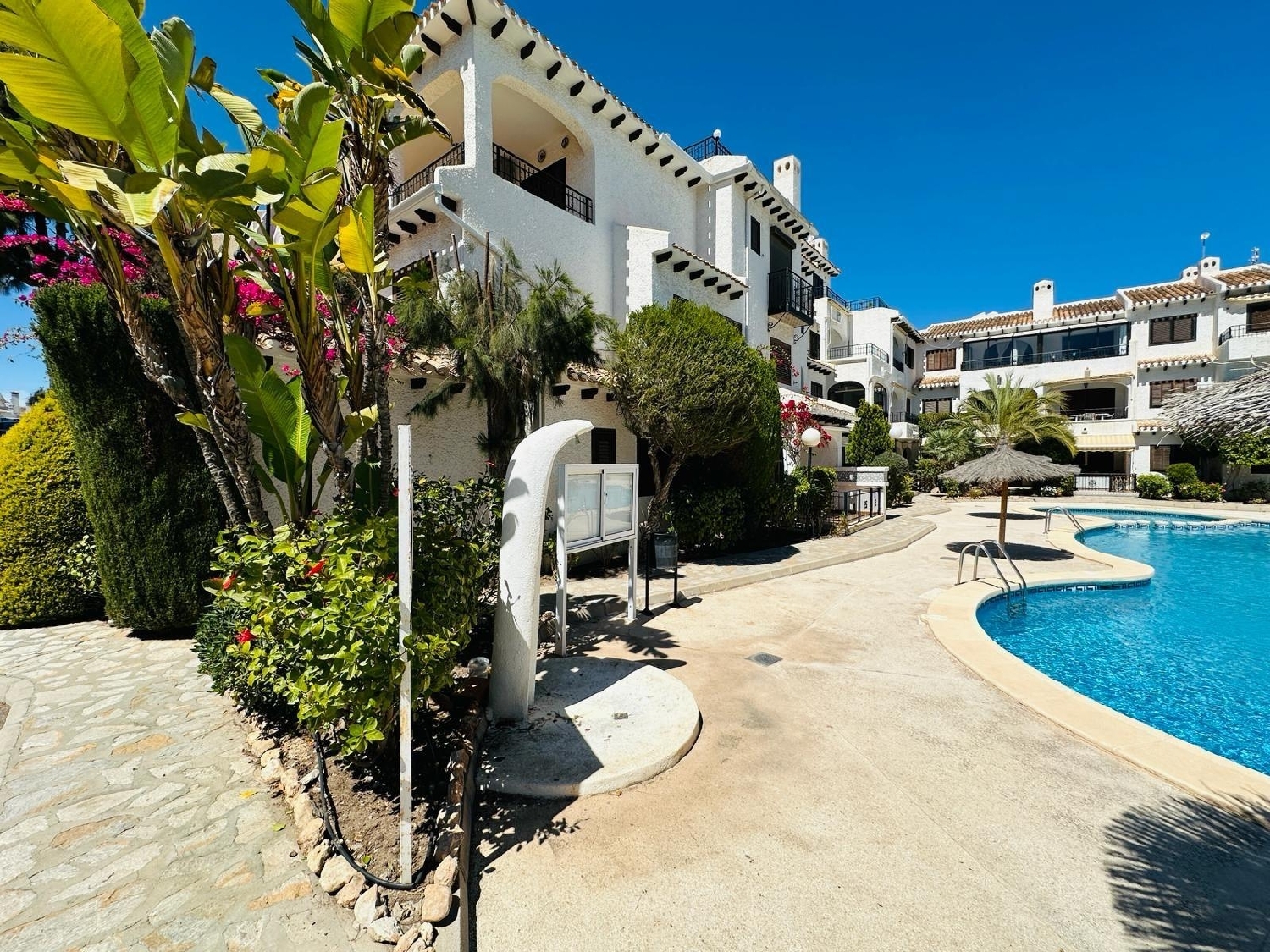  till salu hus Cabo Roig Baix Segura 3