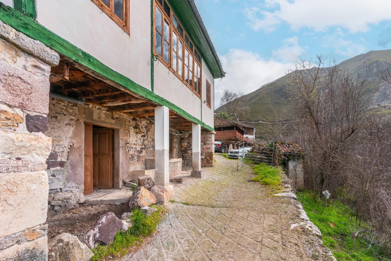  en venta casa Pola De Somiedo Oviedo 1