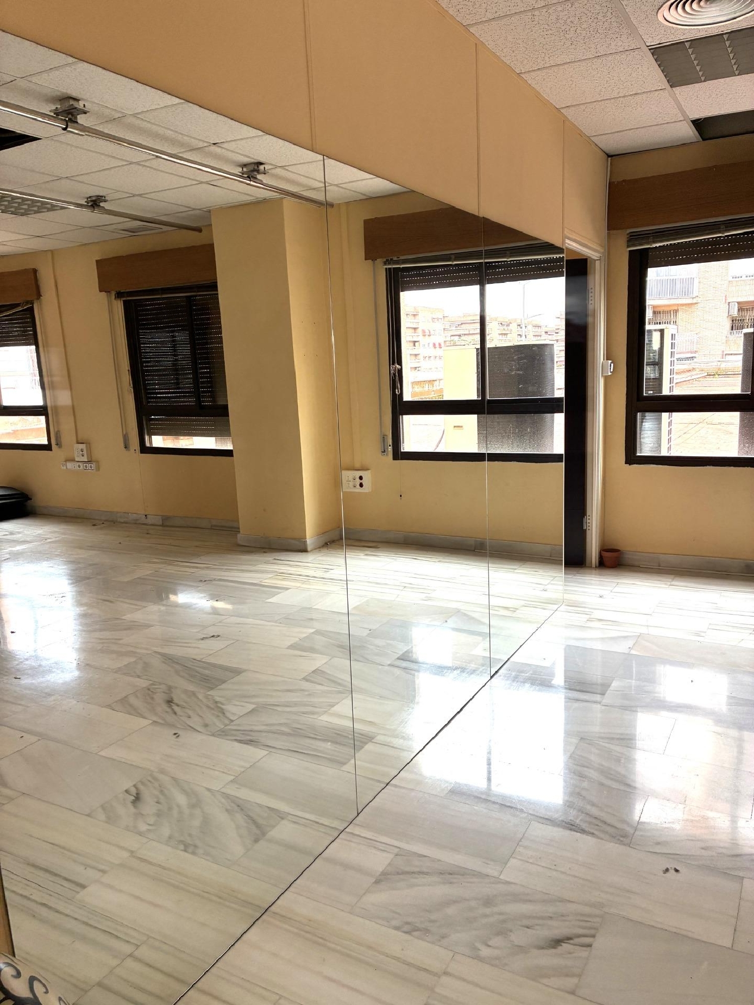  te koop kantoor Barrio De Granada Alacantí 6