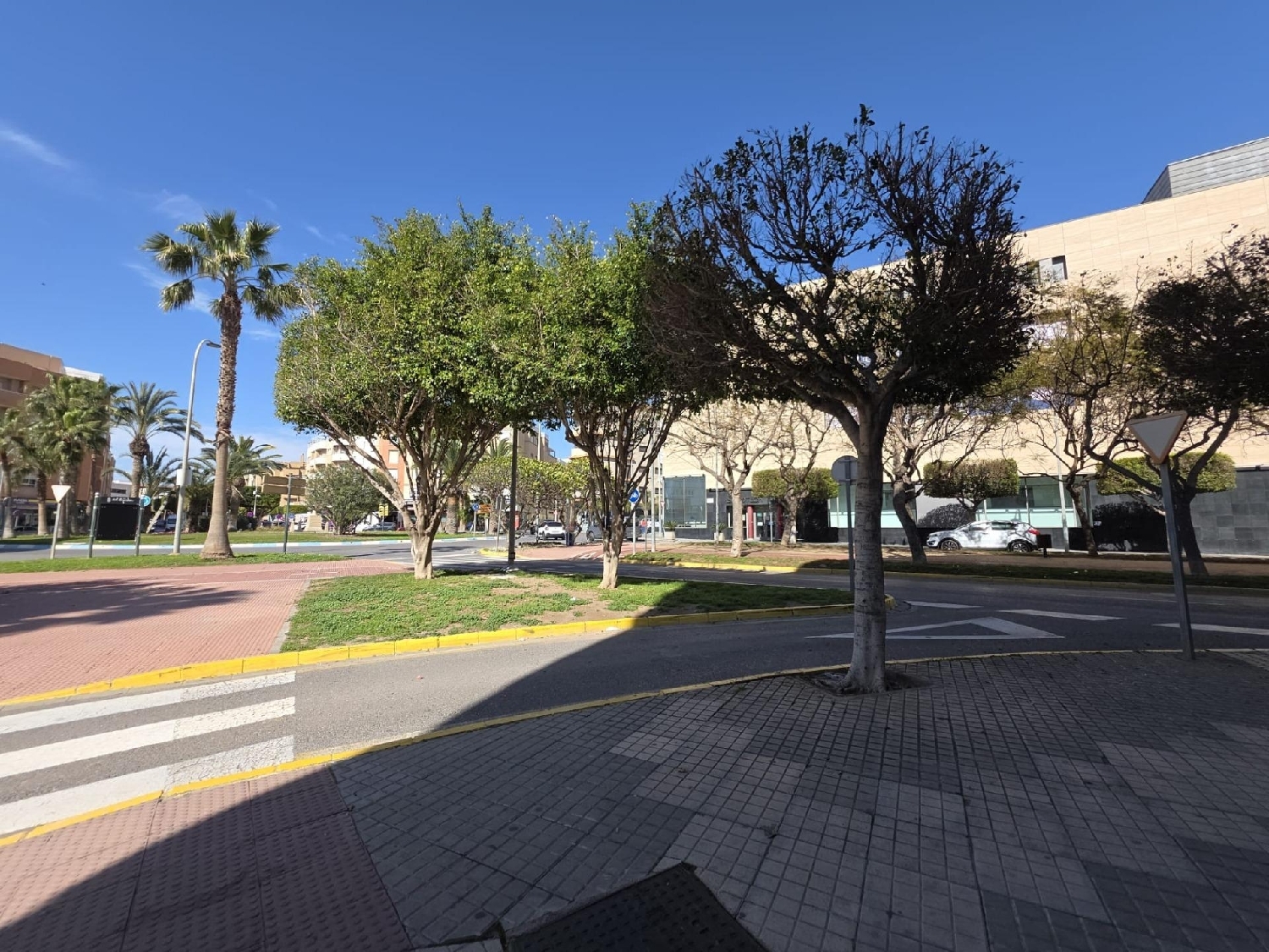  till salu kontor El Ejido Poniente Almeriense 3