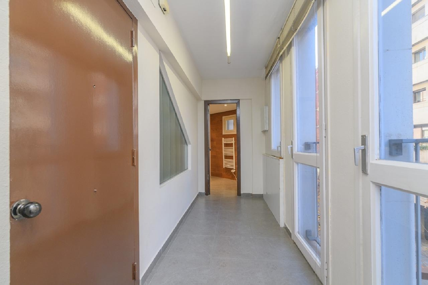  till salu kontor Manresa Bages 4