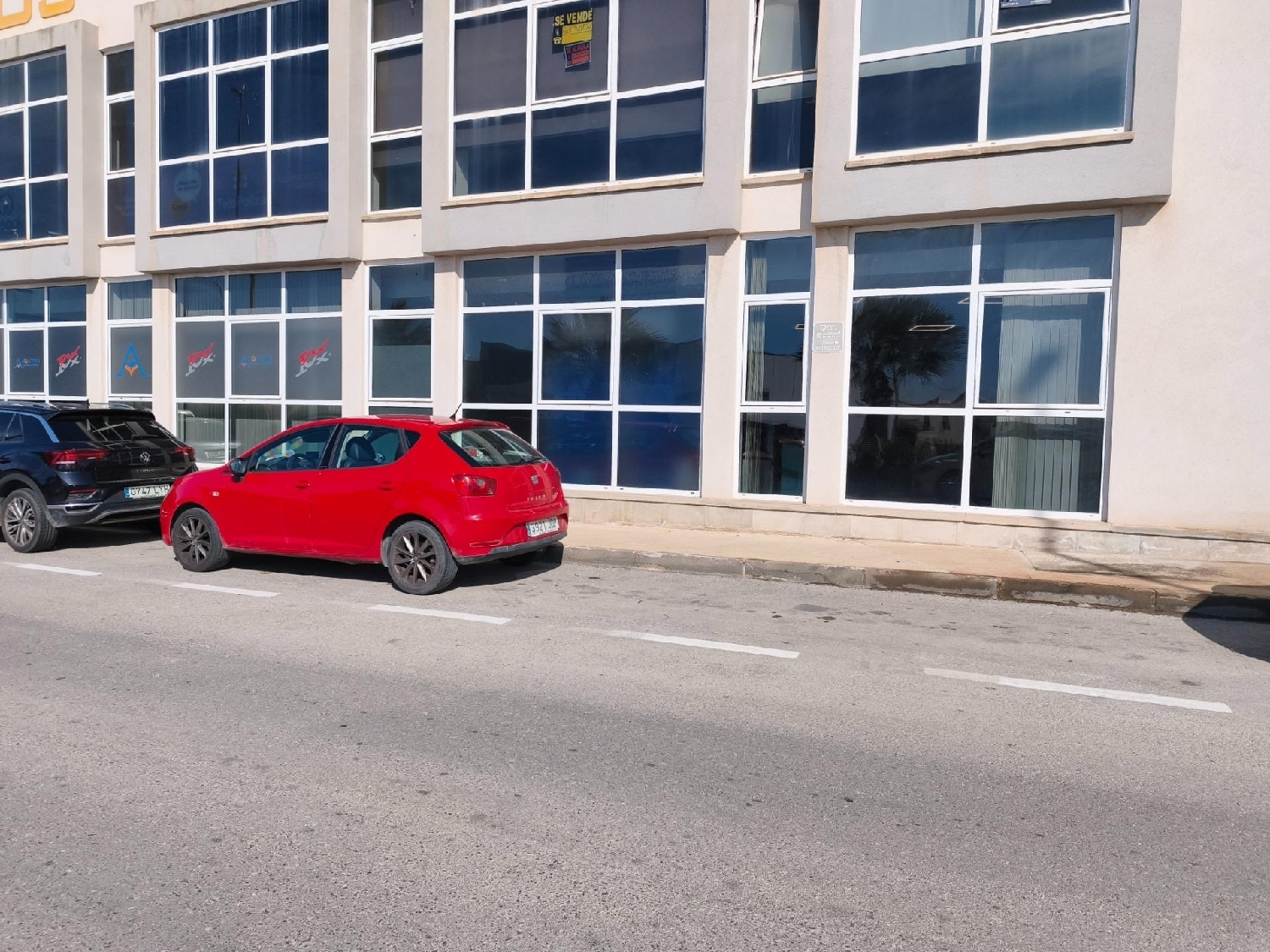  for sale office Marquiño Arzúa 1