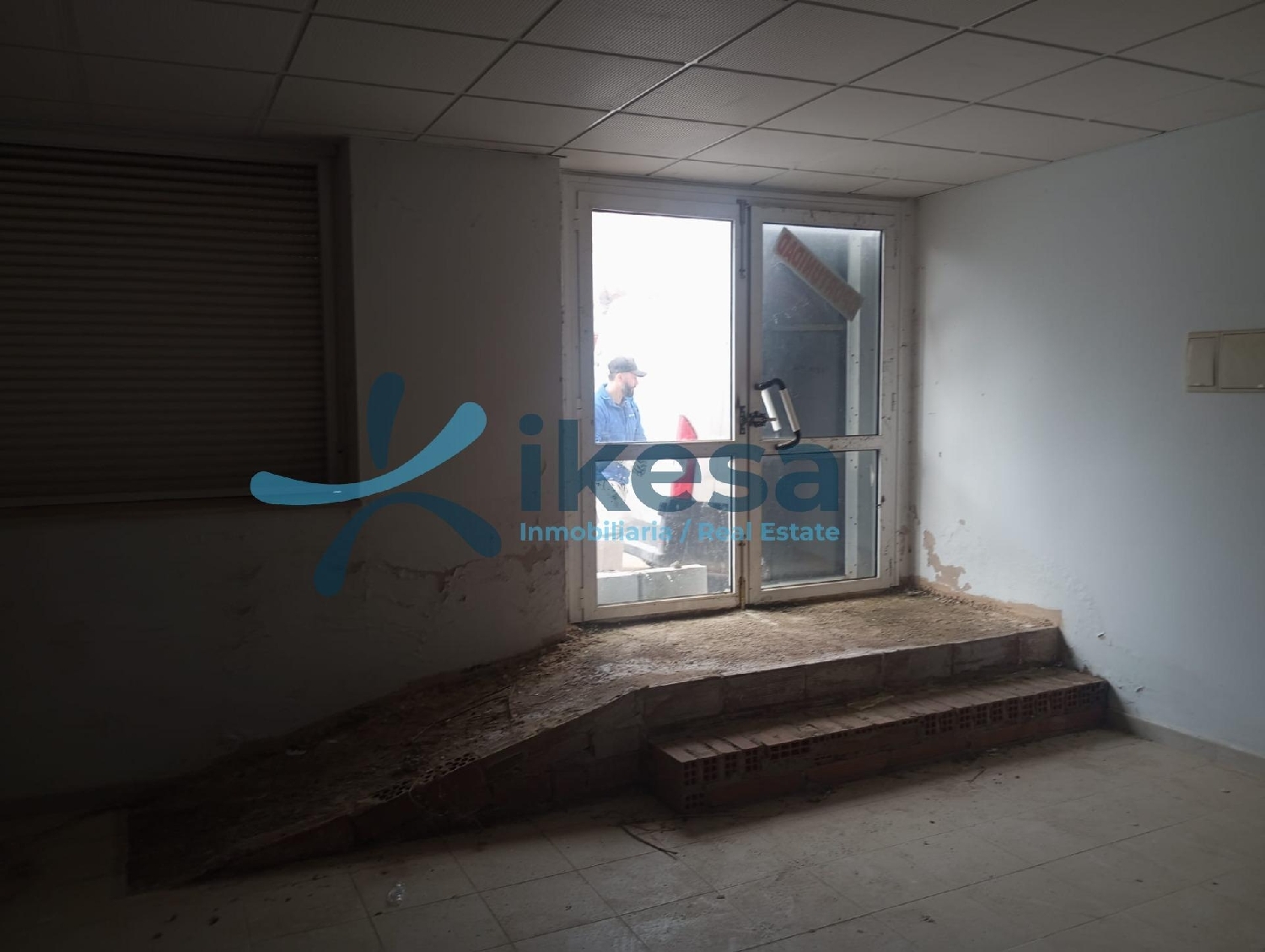  en venta oficina Monesterio Tentudia 6