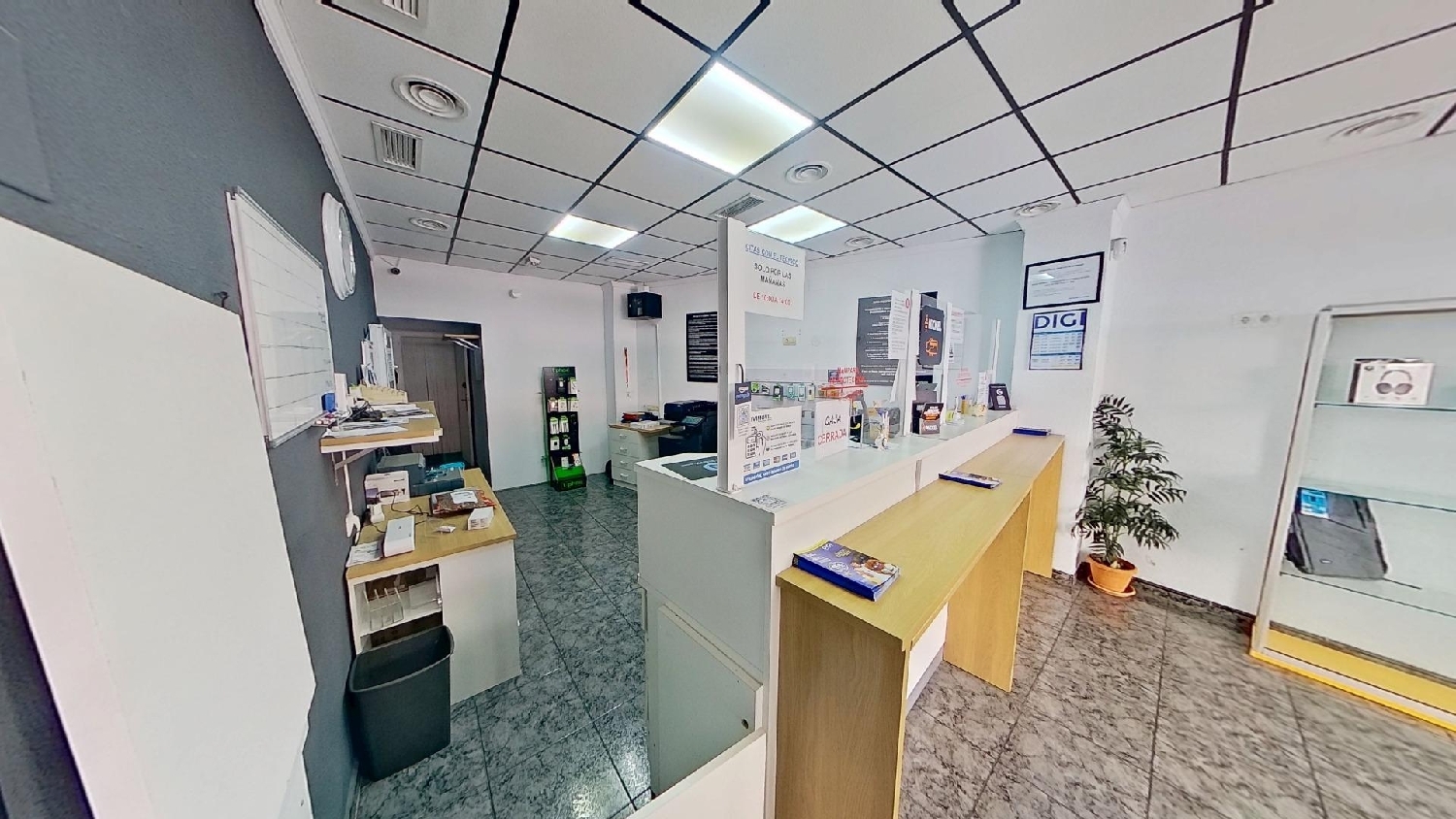 te koop kantoor Torrevieja Baix Segura 2