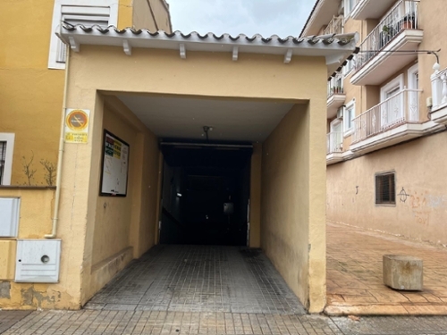 Almansa Monte Ibérico Almansa parkering foto 6360019