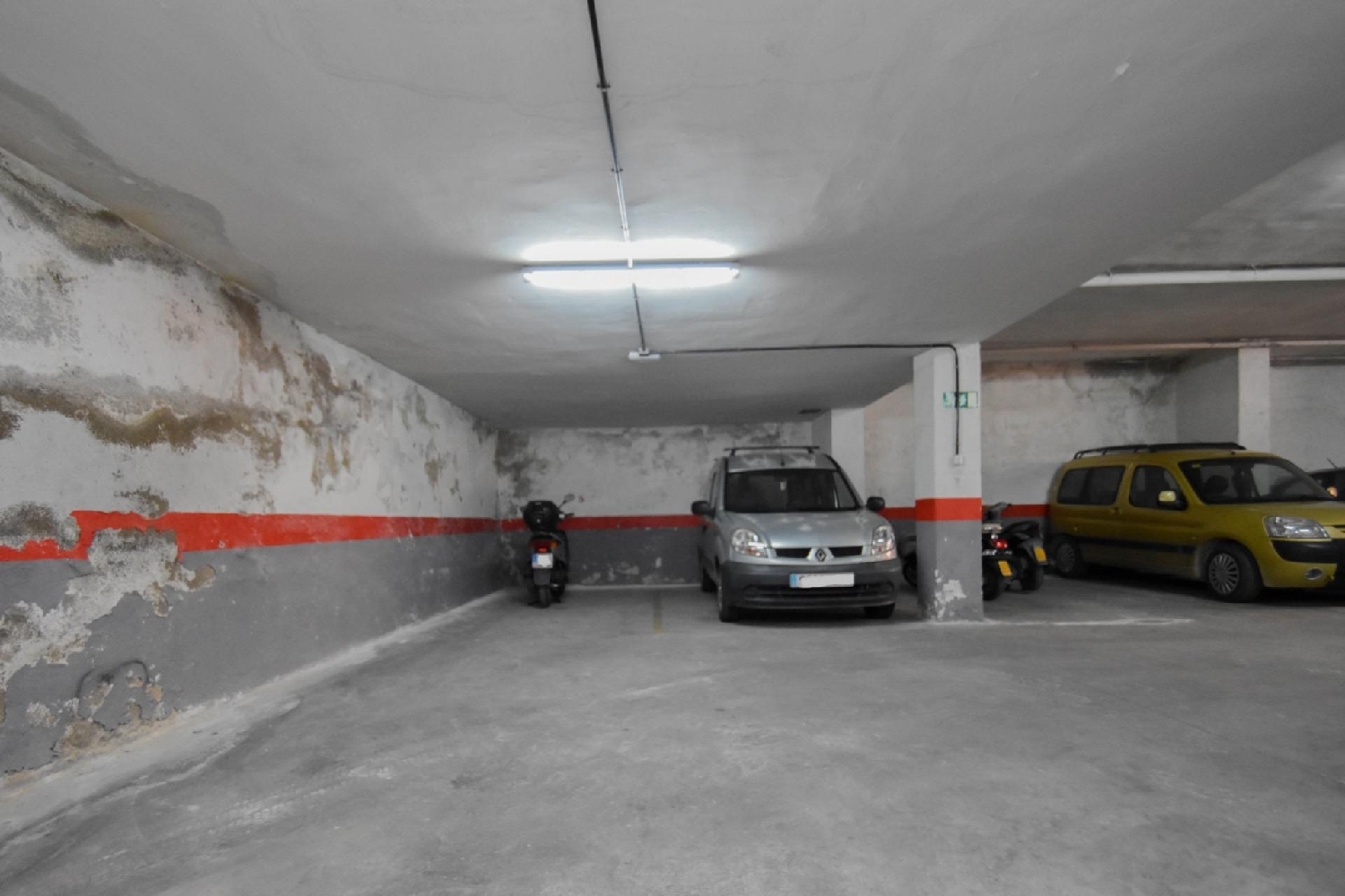  te koop parkeerplaats Barrio De Granada Alacantí 6