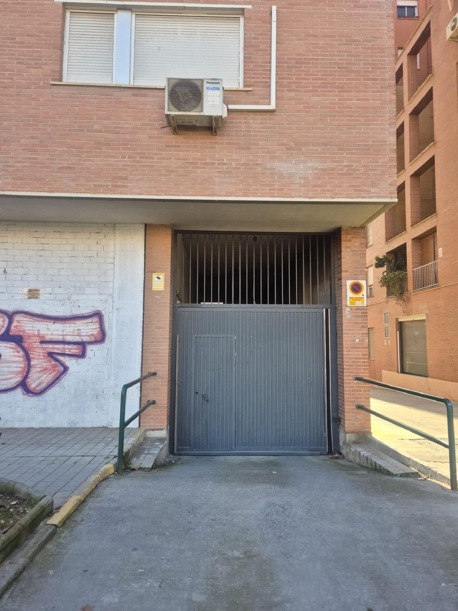  till salu parkering Barrio De Granada Alacantí 2