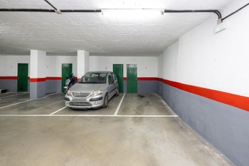 Barrio De Granada Alacantí Parkplatz Bild 6361787