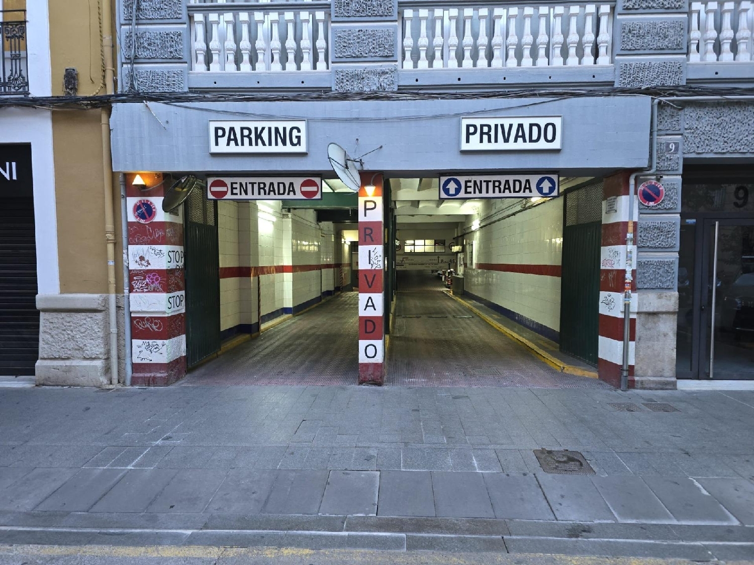  till salu parkering Valencia De Las Torres Campiña Sur 1