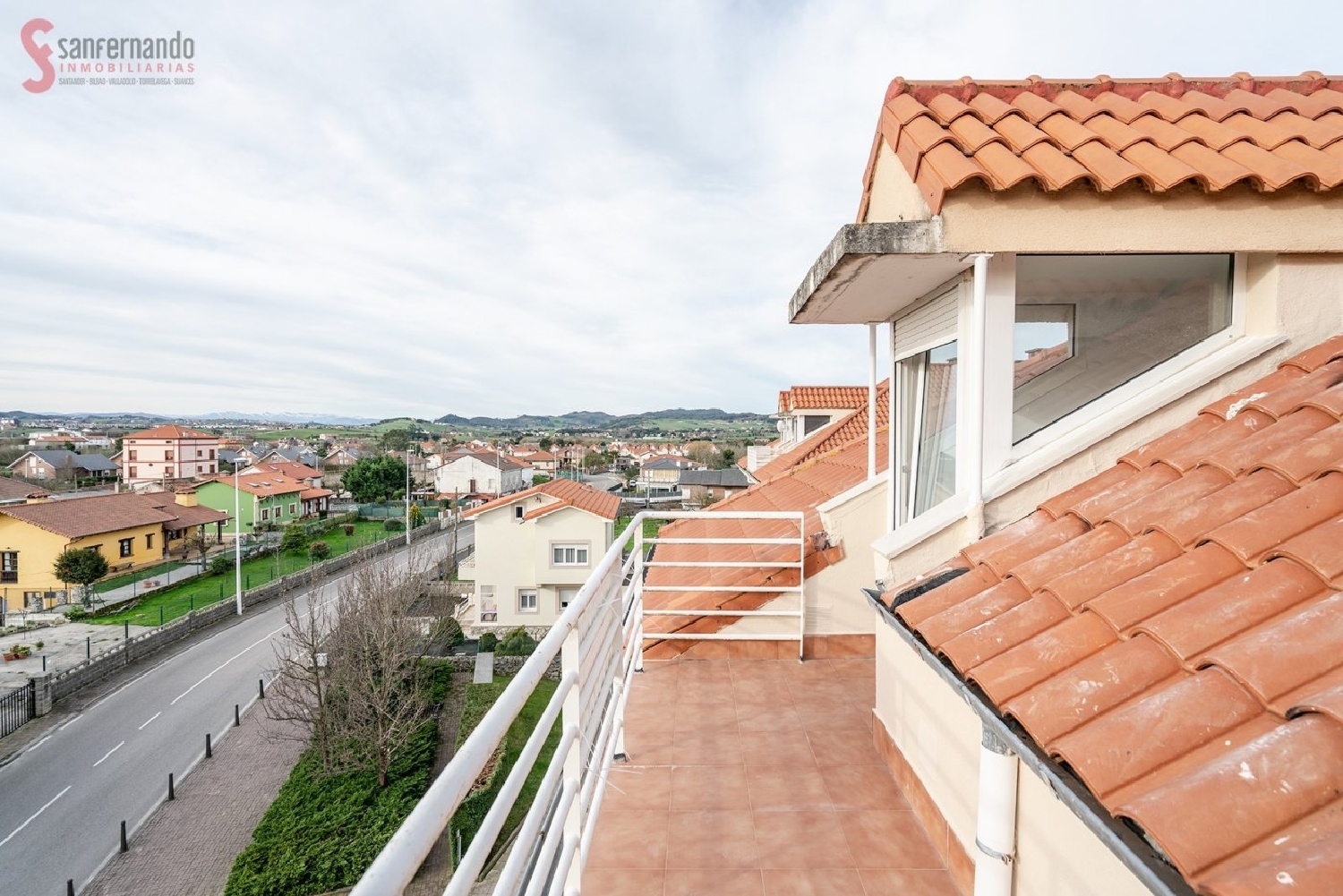 till salu takvåning Santa Cruz De Bezana Comarca De Santander 4