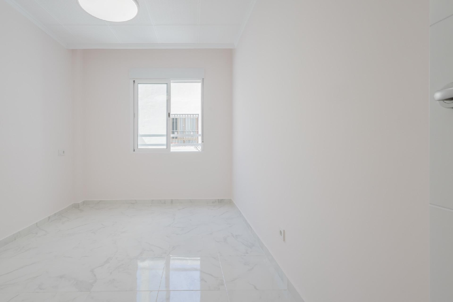  for sale penthouse Torrevieja Baix Segura 35