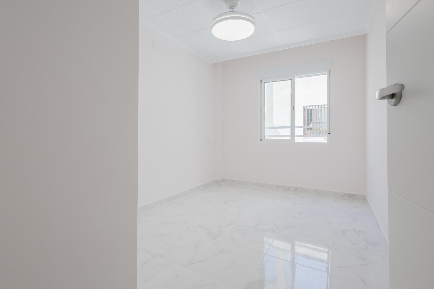  for sale penthouse Torrevieja Baix Segura 37