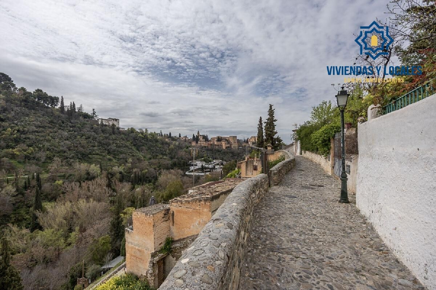 till salu tomt Barrio De Granada Alacantí 6