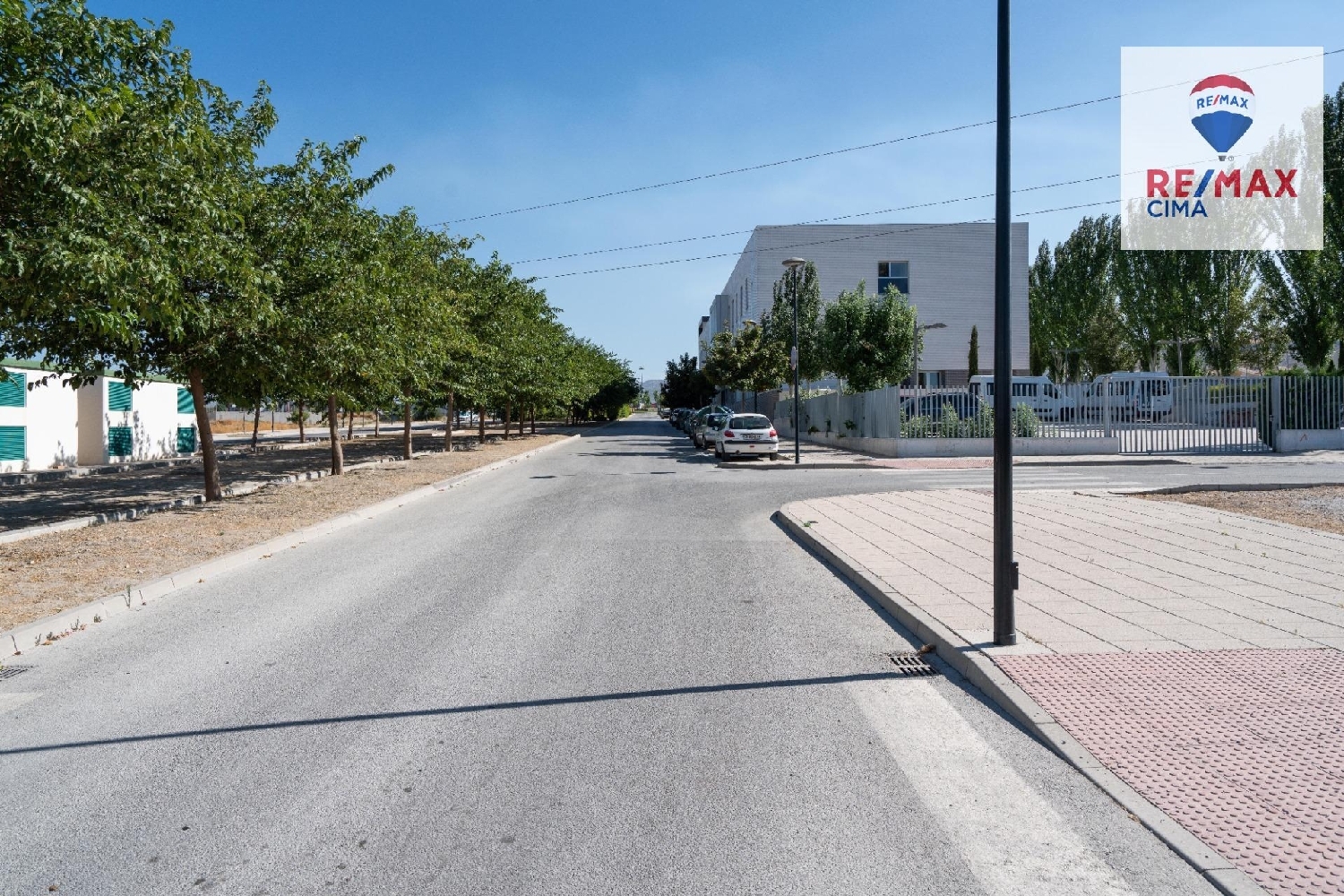  till salu tomt Baza Baza 3