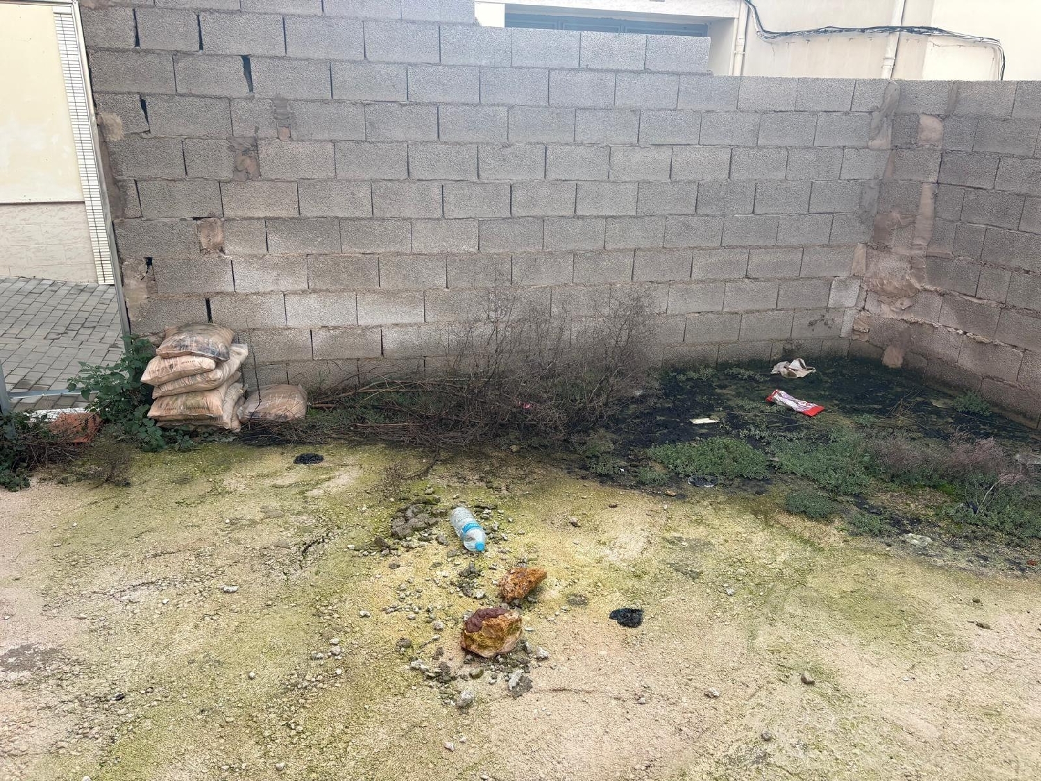  till salu tomt Navarrés Canal De Navarrés 8