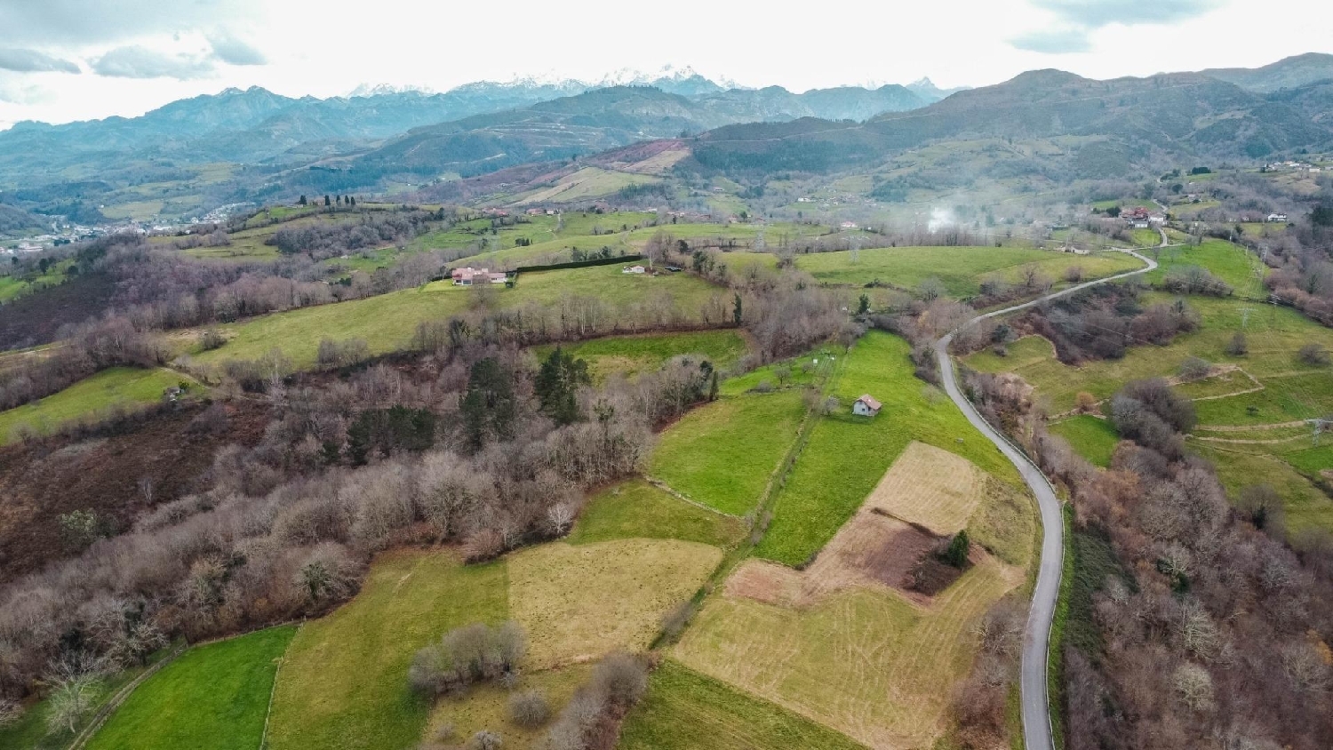  en venta terreno Parres Oriente 8