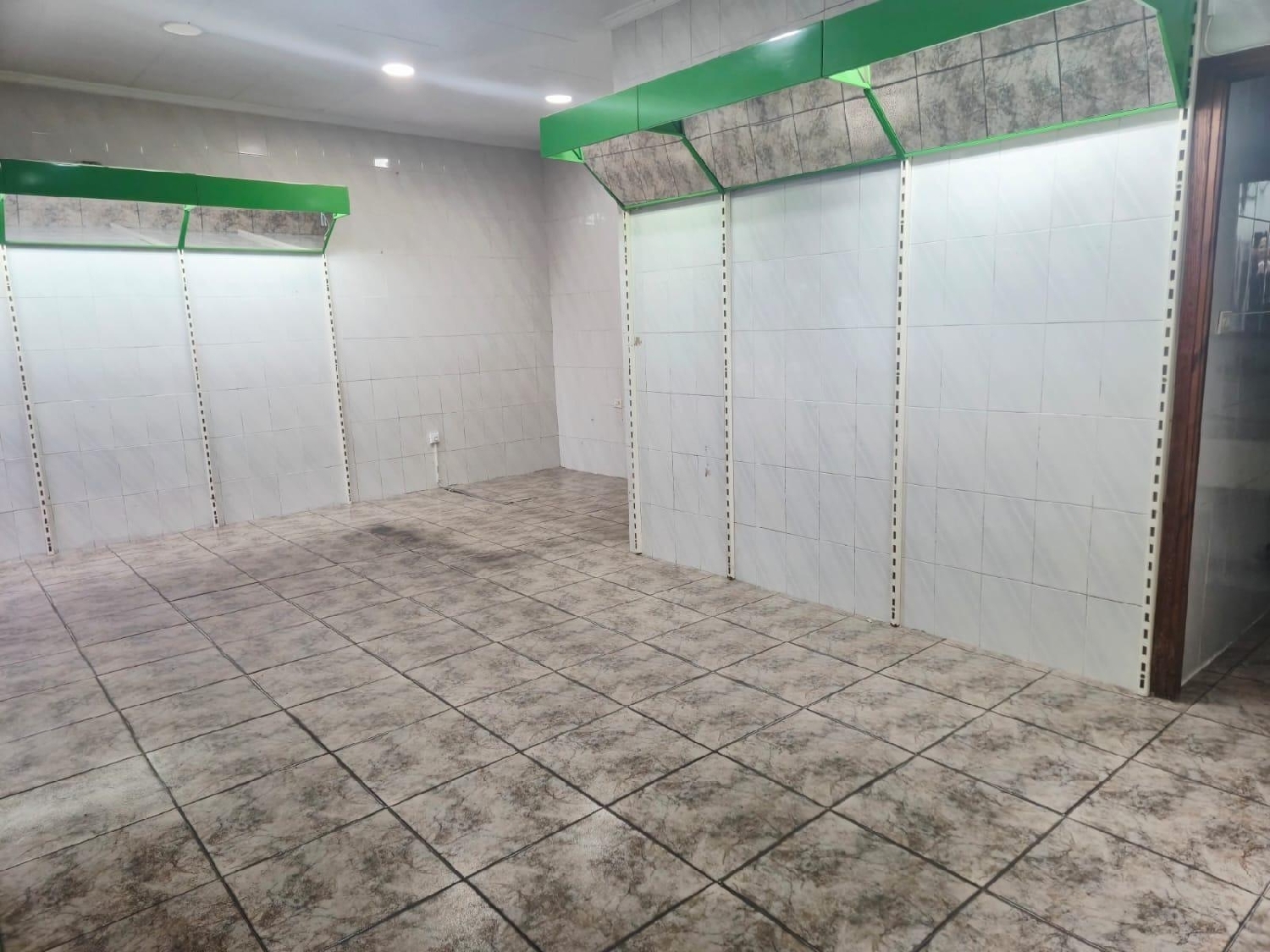  te koop bedrijfsruimte Aldaia Horta Oest 4