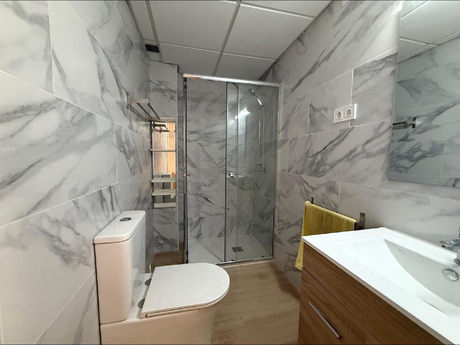  te koop bedrijfsruimte Alicante Centro 03001 Alacantí 2