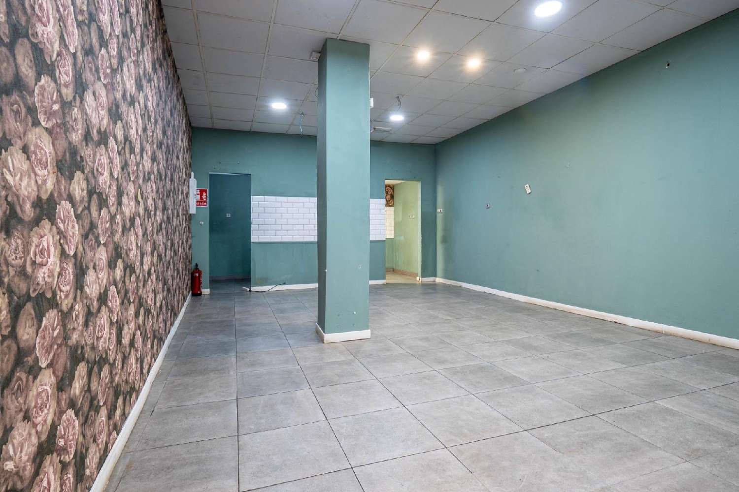 for sale commercial premise Armilla Vega De Granada 6