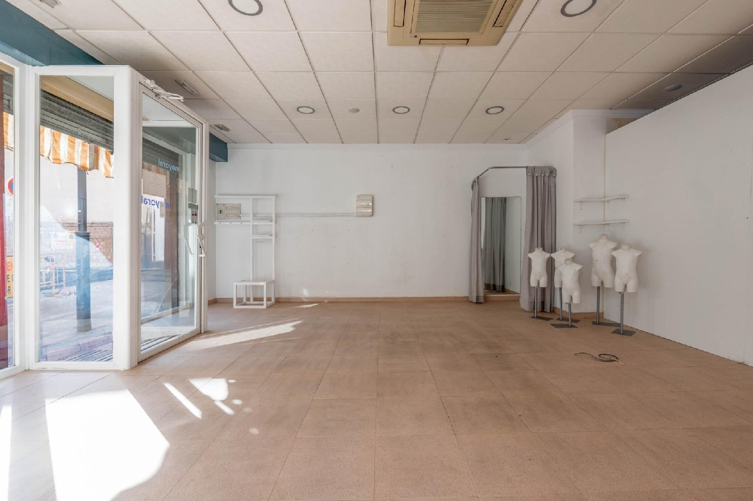  for sale commercial premise Armilla Vega De Granada 7