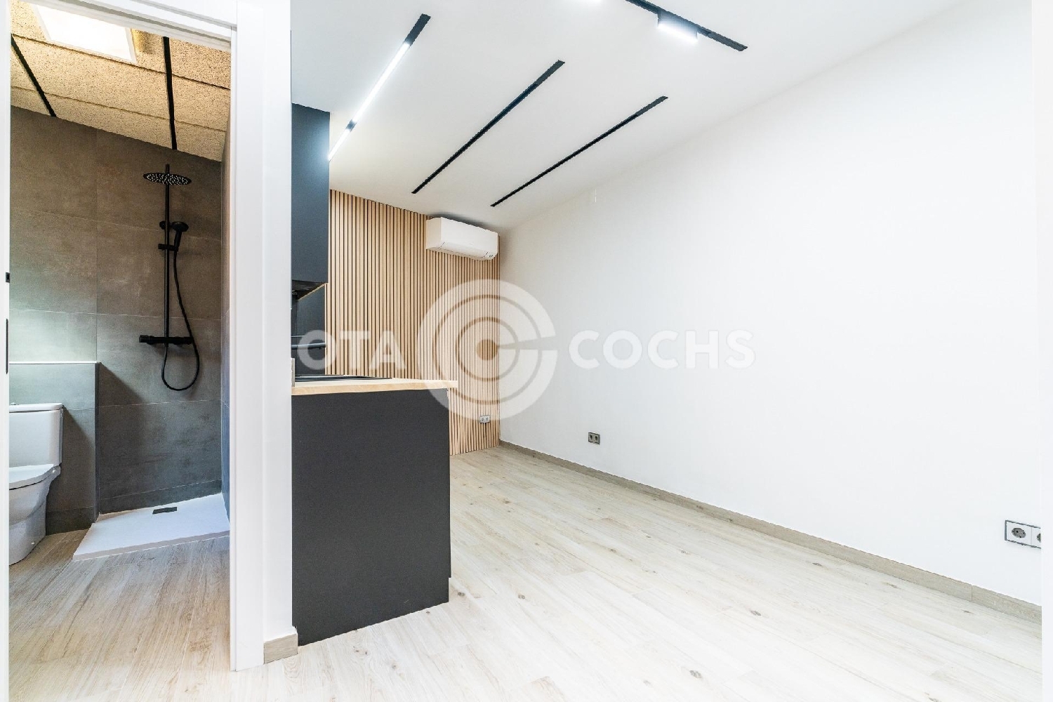  en venta local Barriada Les Tres Creus Bages 6