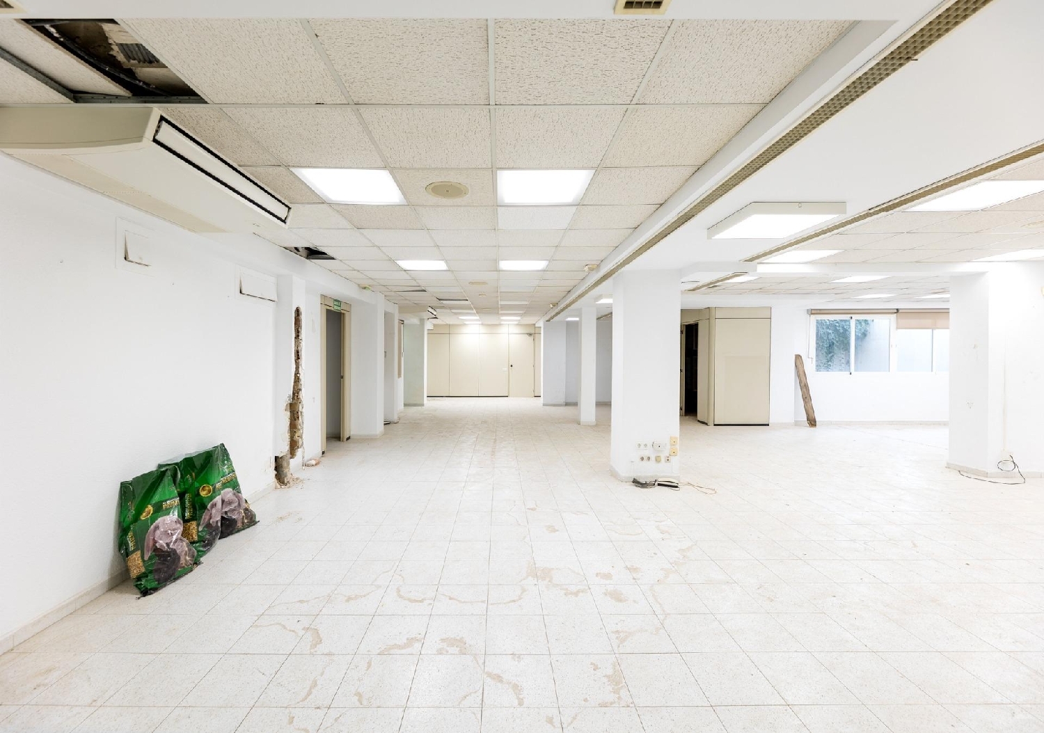  à vendre local commercial Barrio De Granada Alacantí 8