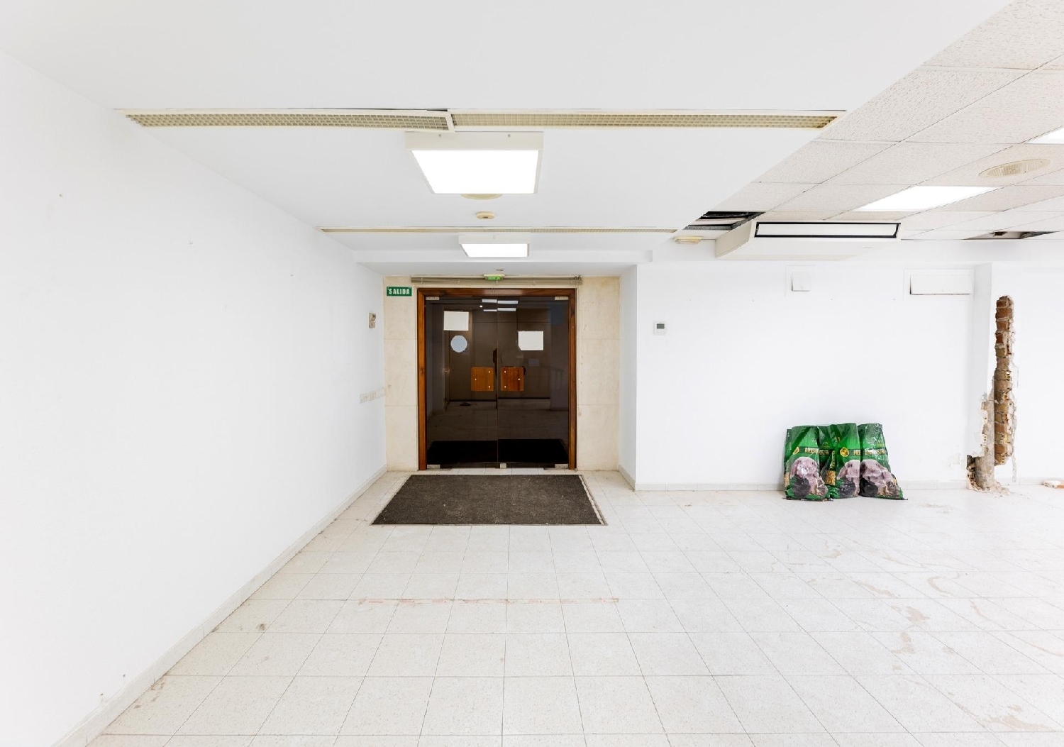  à vendre local commercial Barrio De Granada Alacantí 4