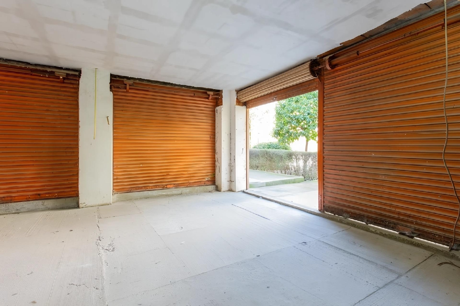  till salu lokal Barrio De Granada Alacantí 4