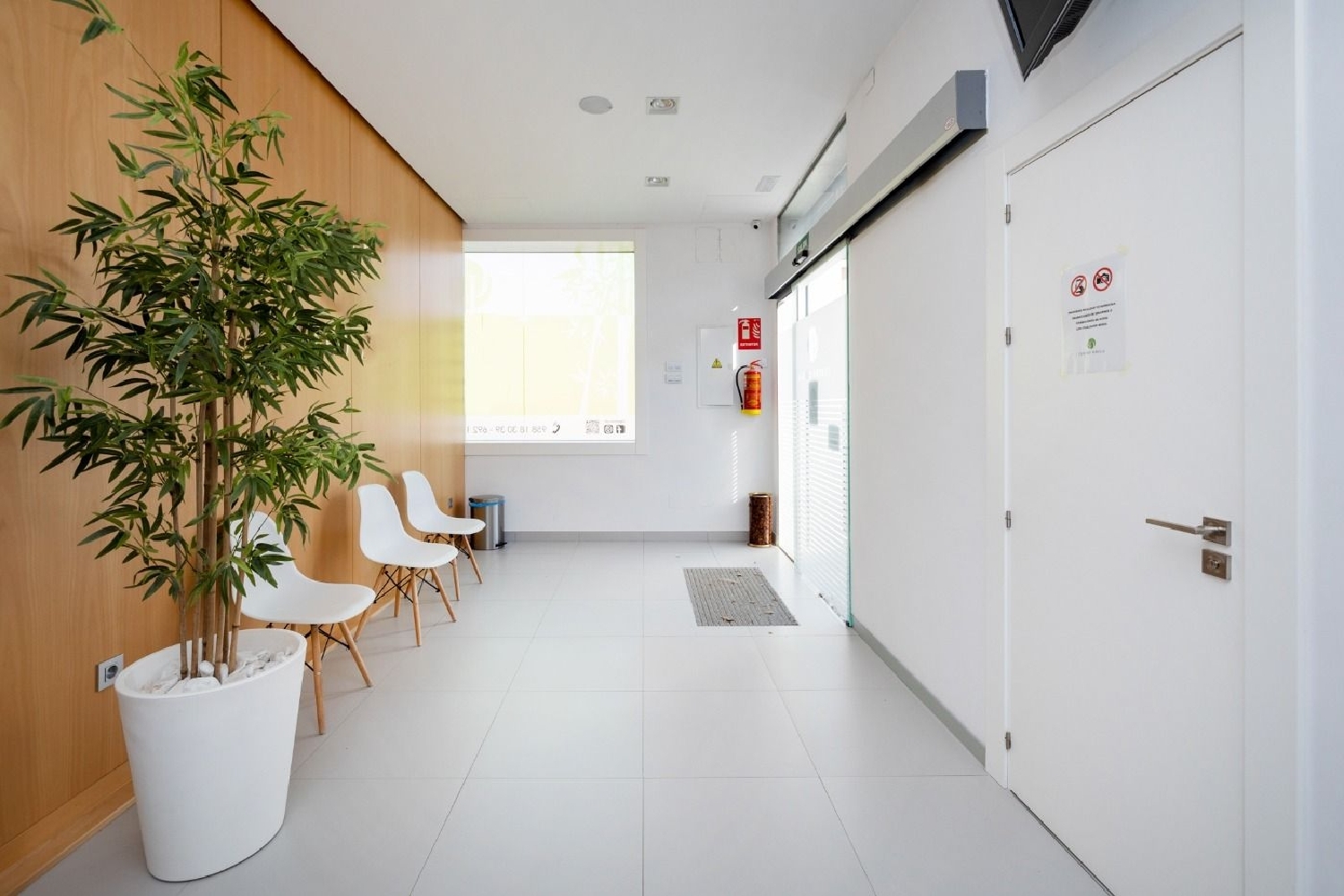  for sale commercial premise Barrio De Granada Alacantí 8