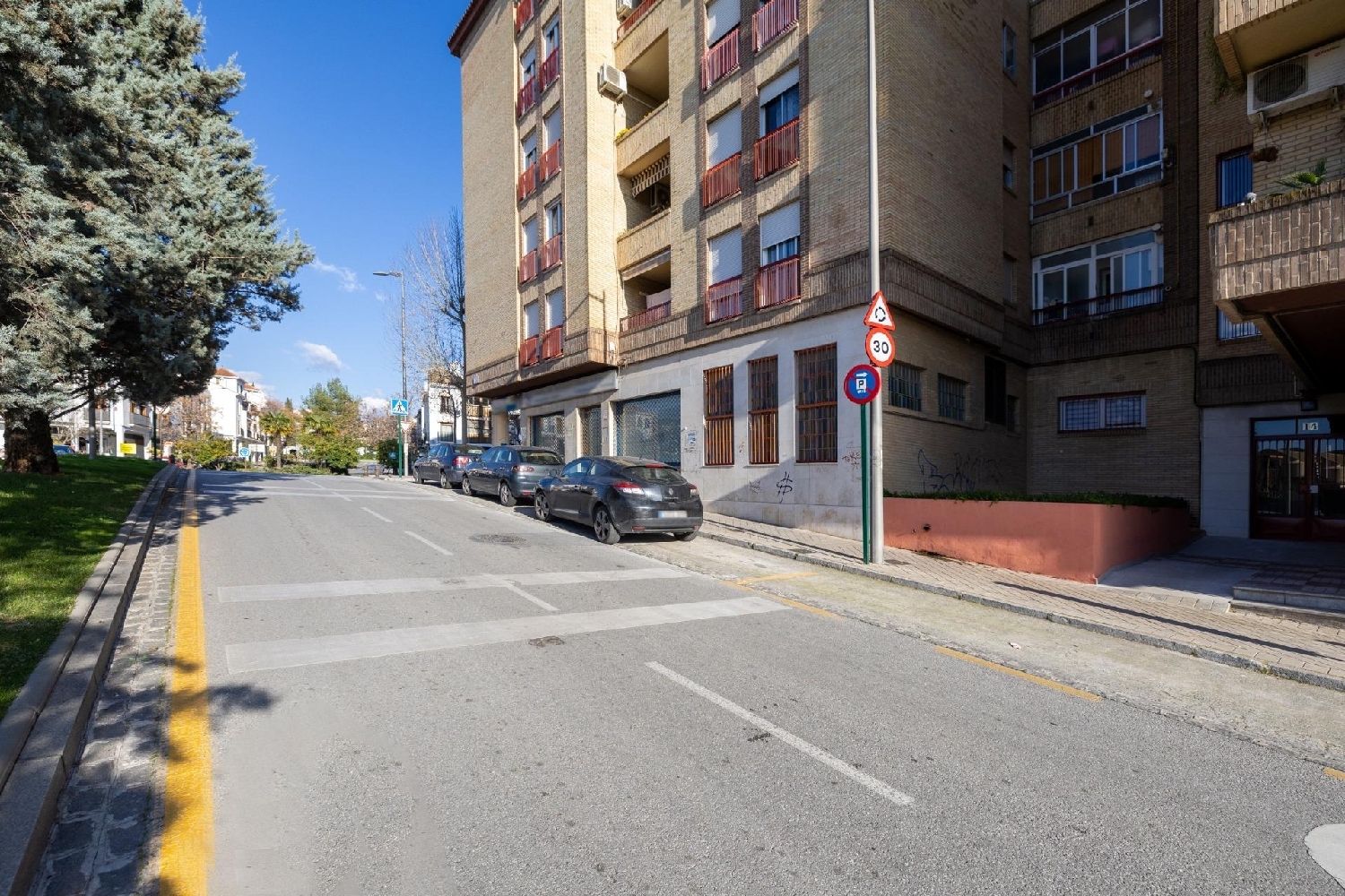  en venta local Barrio De Granada Alacantí 2