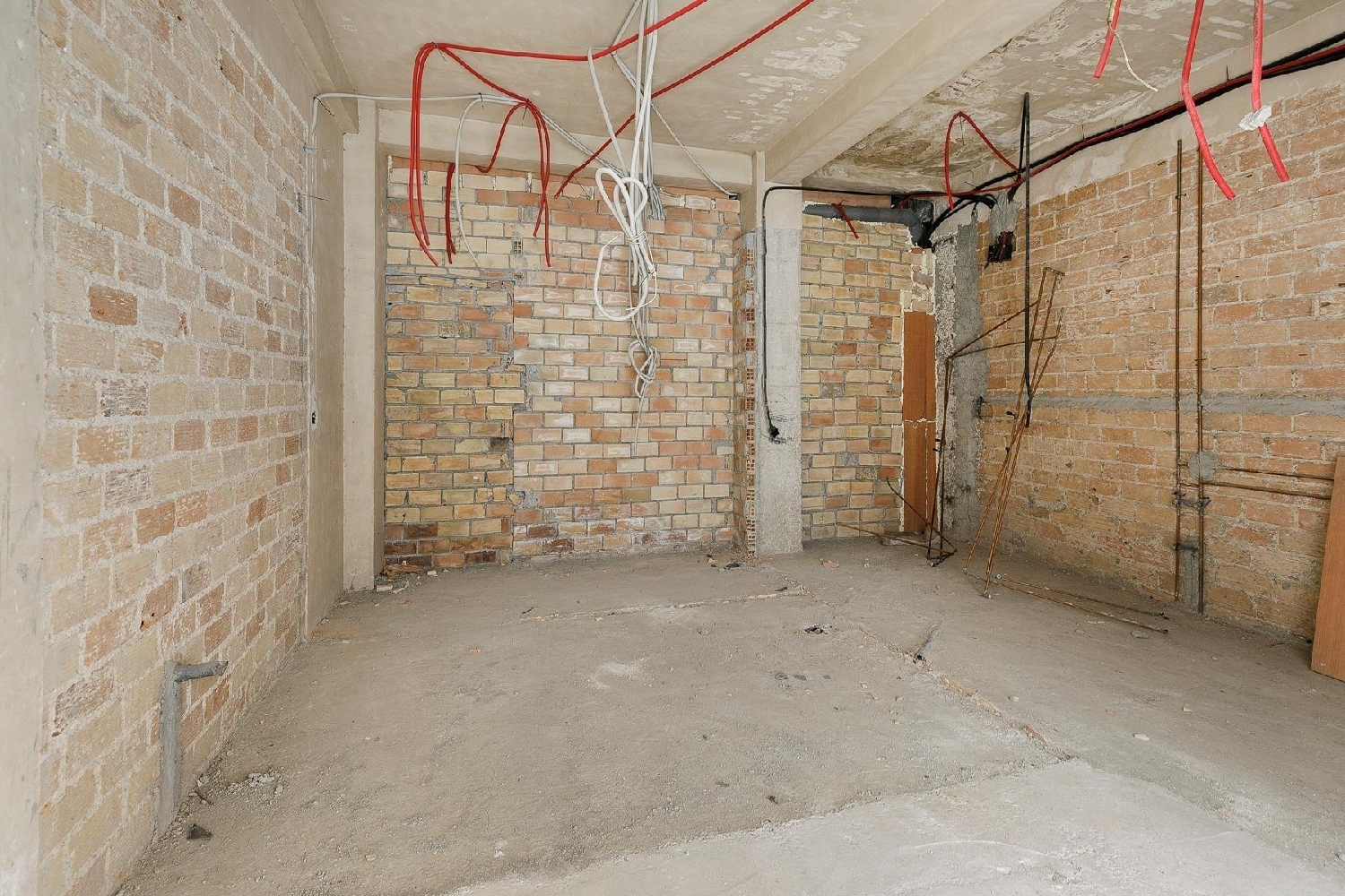  en venta local Barrio De Granada Alacantí 2