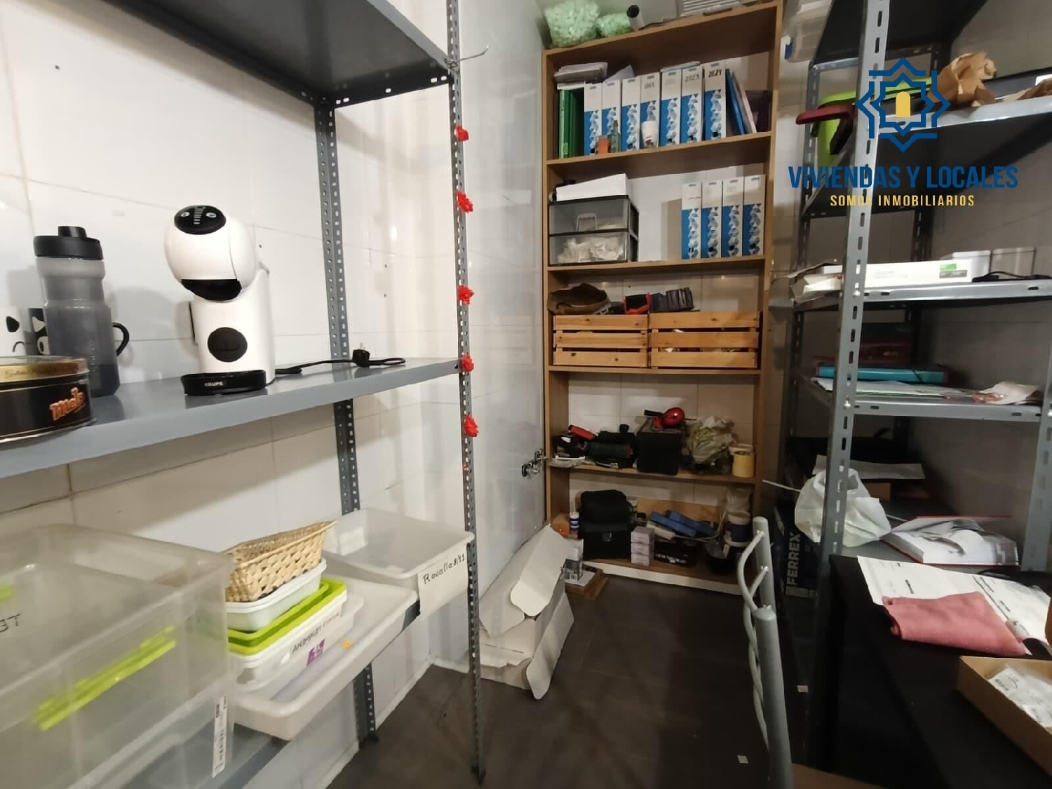  en venta local Barrio De Granada Alacantí 7