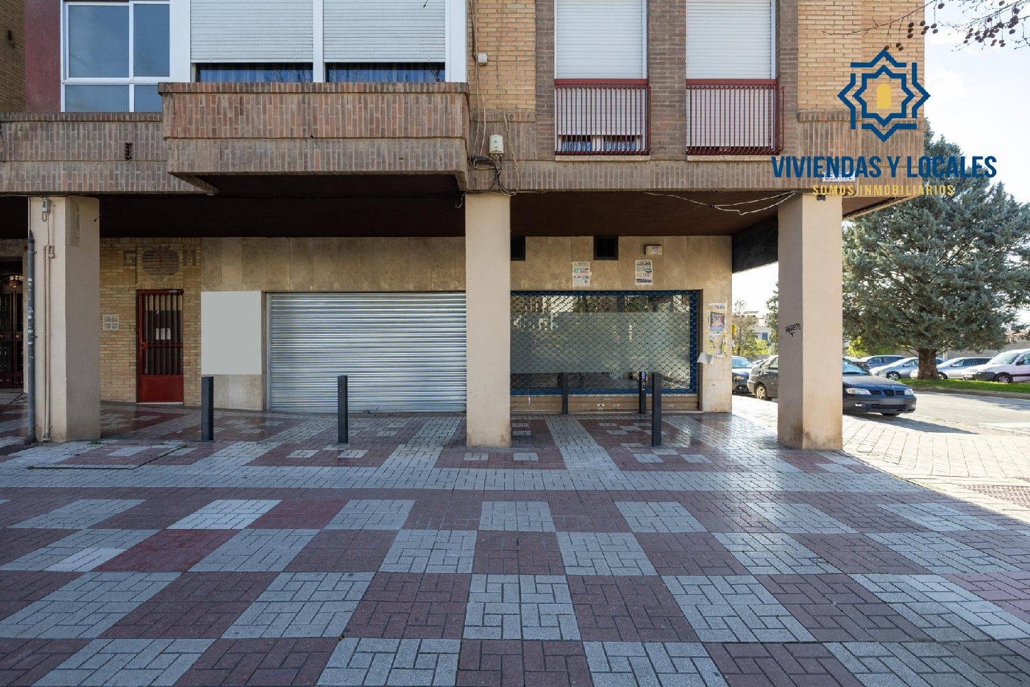  en venta local Barrio De Granada Alacantí 6