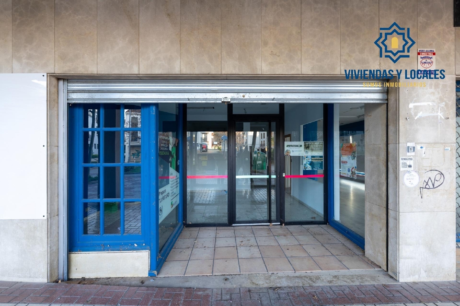  en venta local Barrio De Granada Alacantí 1