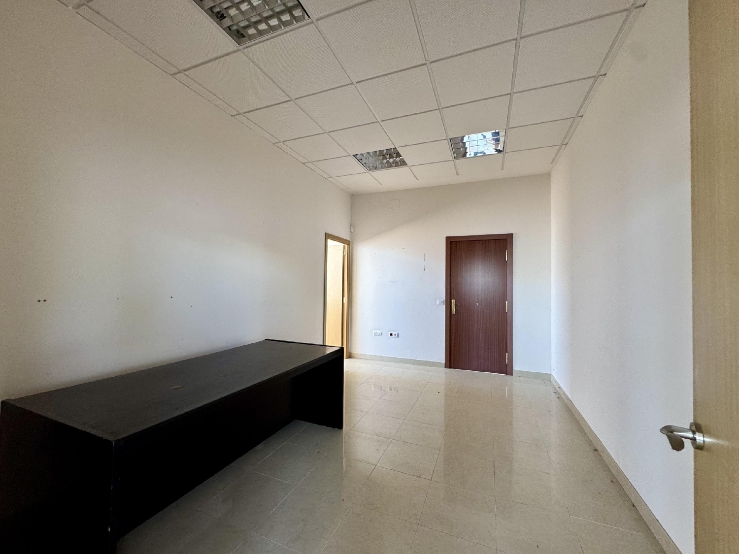  te koop bedrijfsruimte Bollullos De La Mitación Aljarafe 5