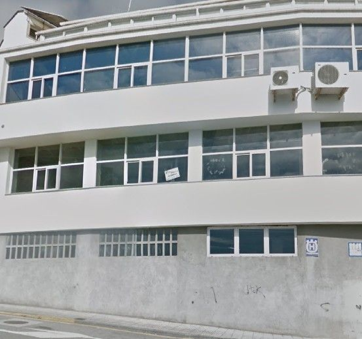  en venta local Burela Mariña Central 3