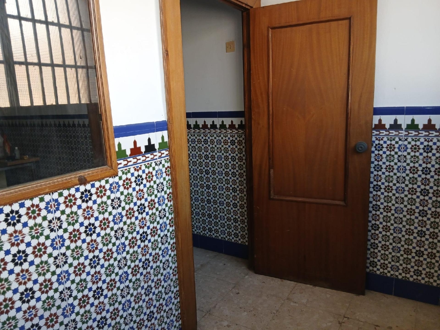  te koop bedrijfsruimte Camas Metropolitana De Sevilla 5