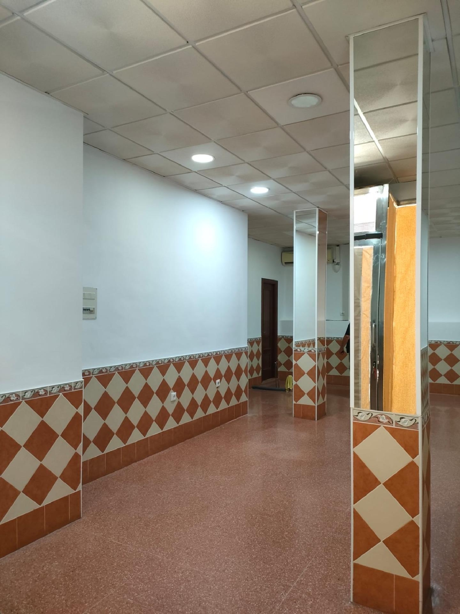  en venta local Cantillana Vega Del Guadalquivir 7