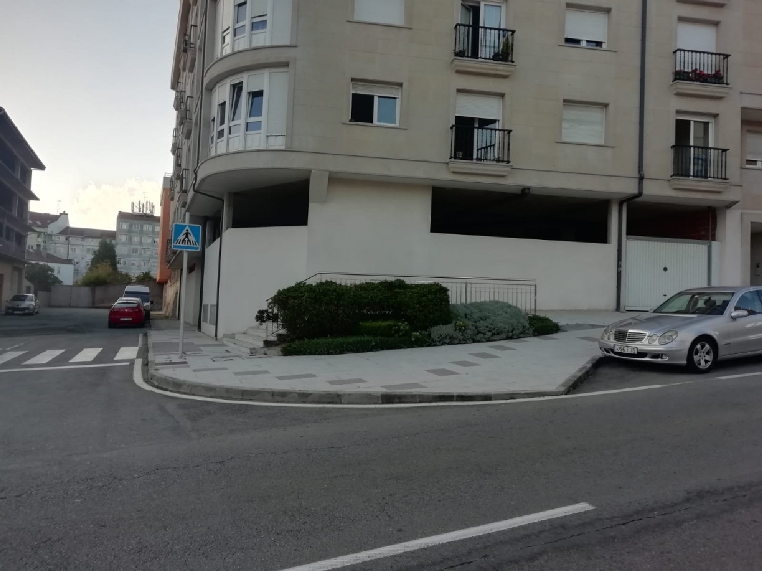  till salu lokal Carballo Bergantiños 2