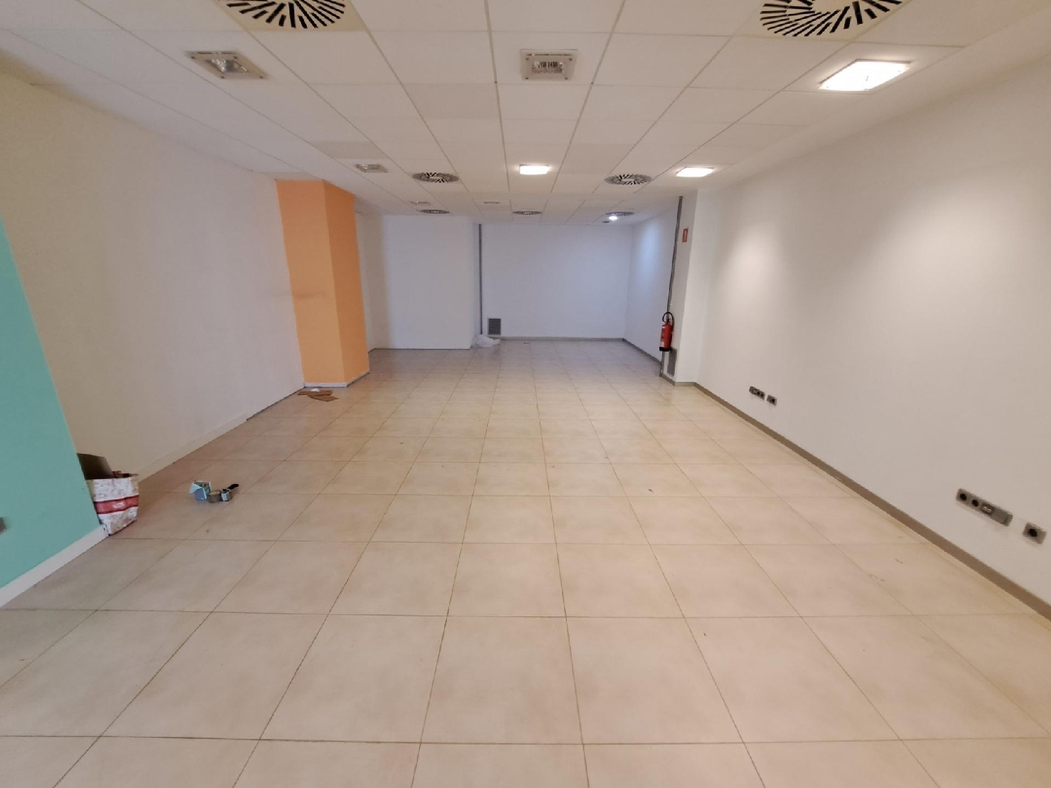  en venta local Carcaixent Ribera Alta 5