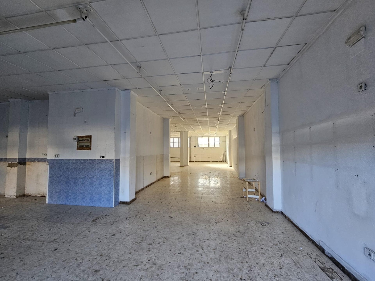 à vendre local commercial Cheda Arzúa 1