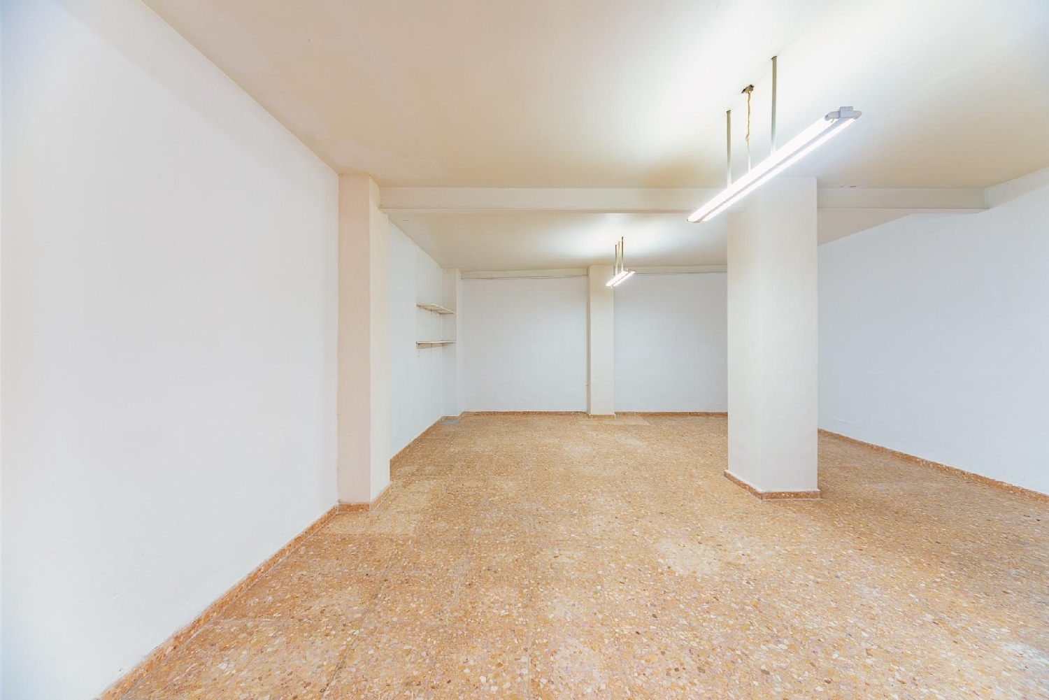  à vendre local commercial Cheda Arzúa 5