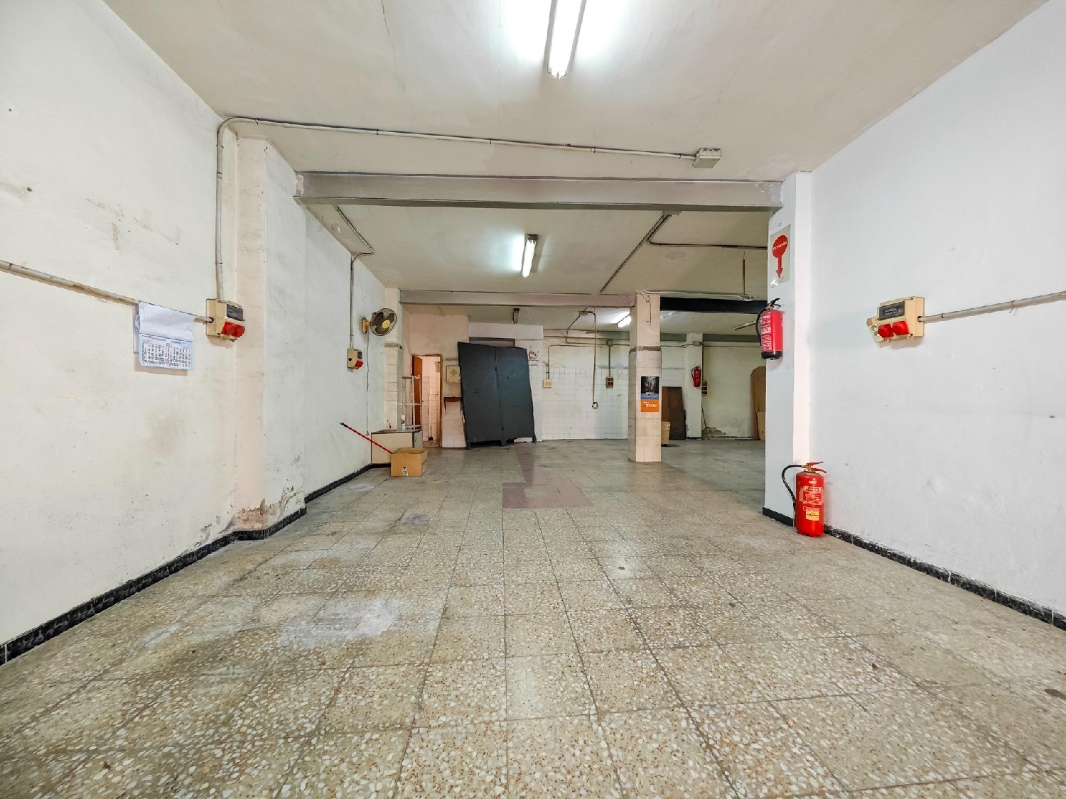  en venta local Cheda Arzúa 2