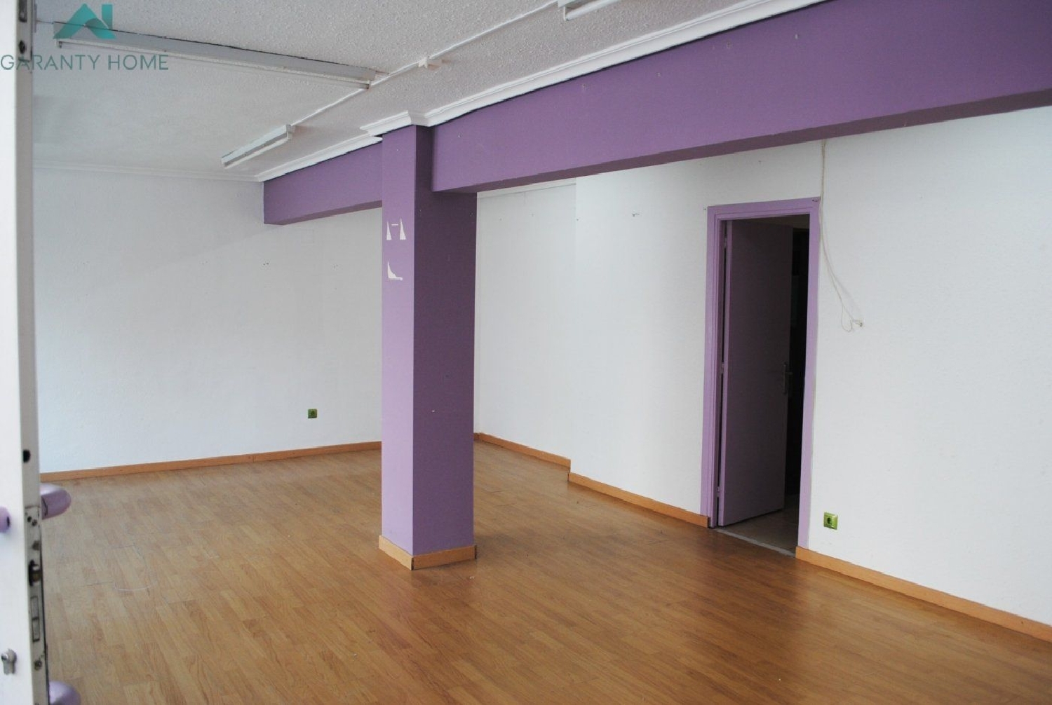 till salu lokal Colindres Costa Oriental 5