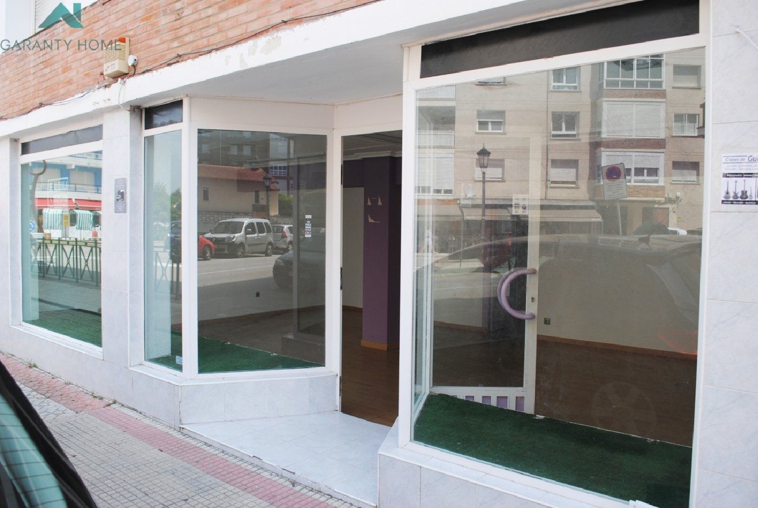 till salu lokal Colindres Costa Oriental 1