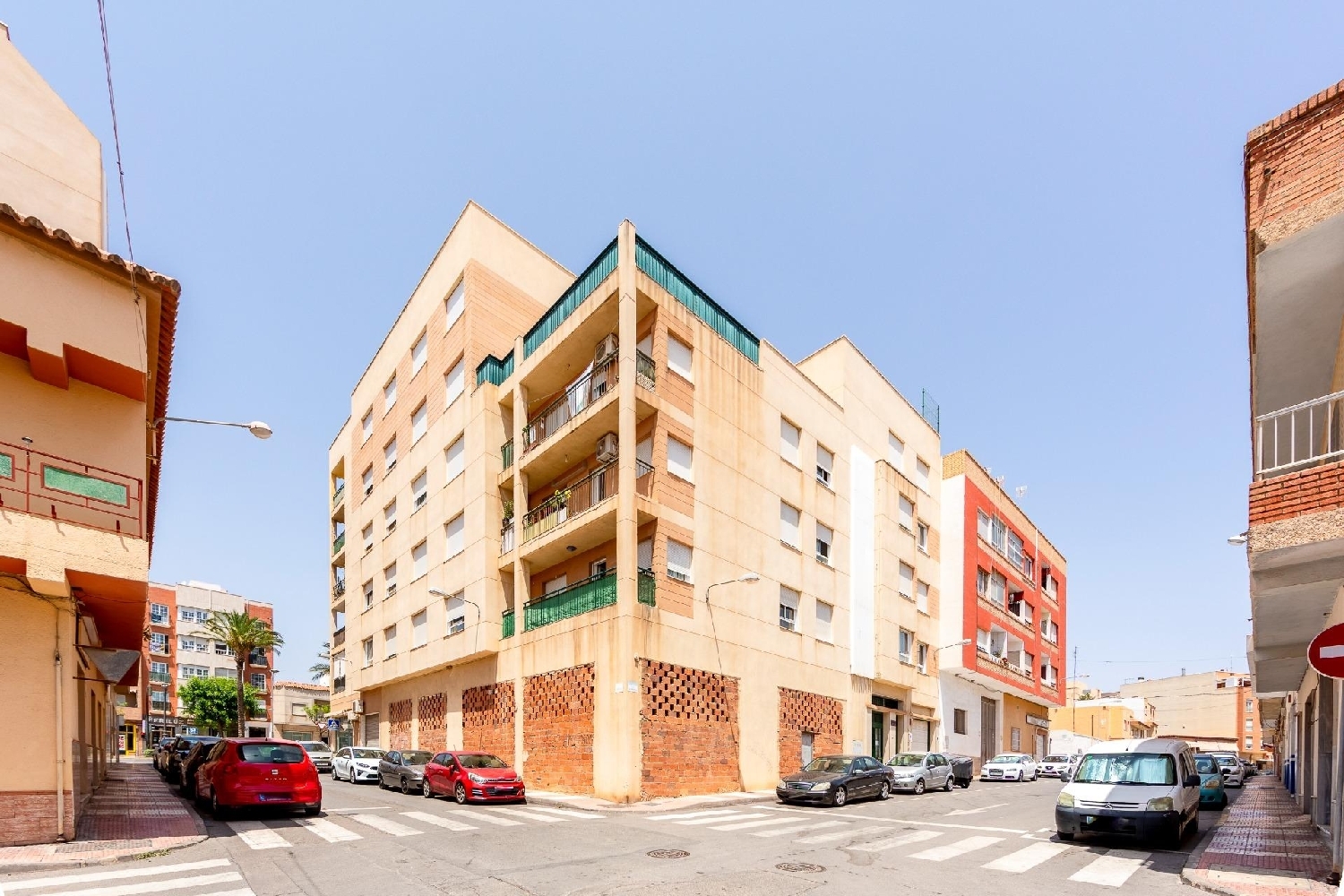  till salu lokal El Parador Poniente Almeriense 1